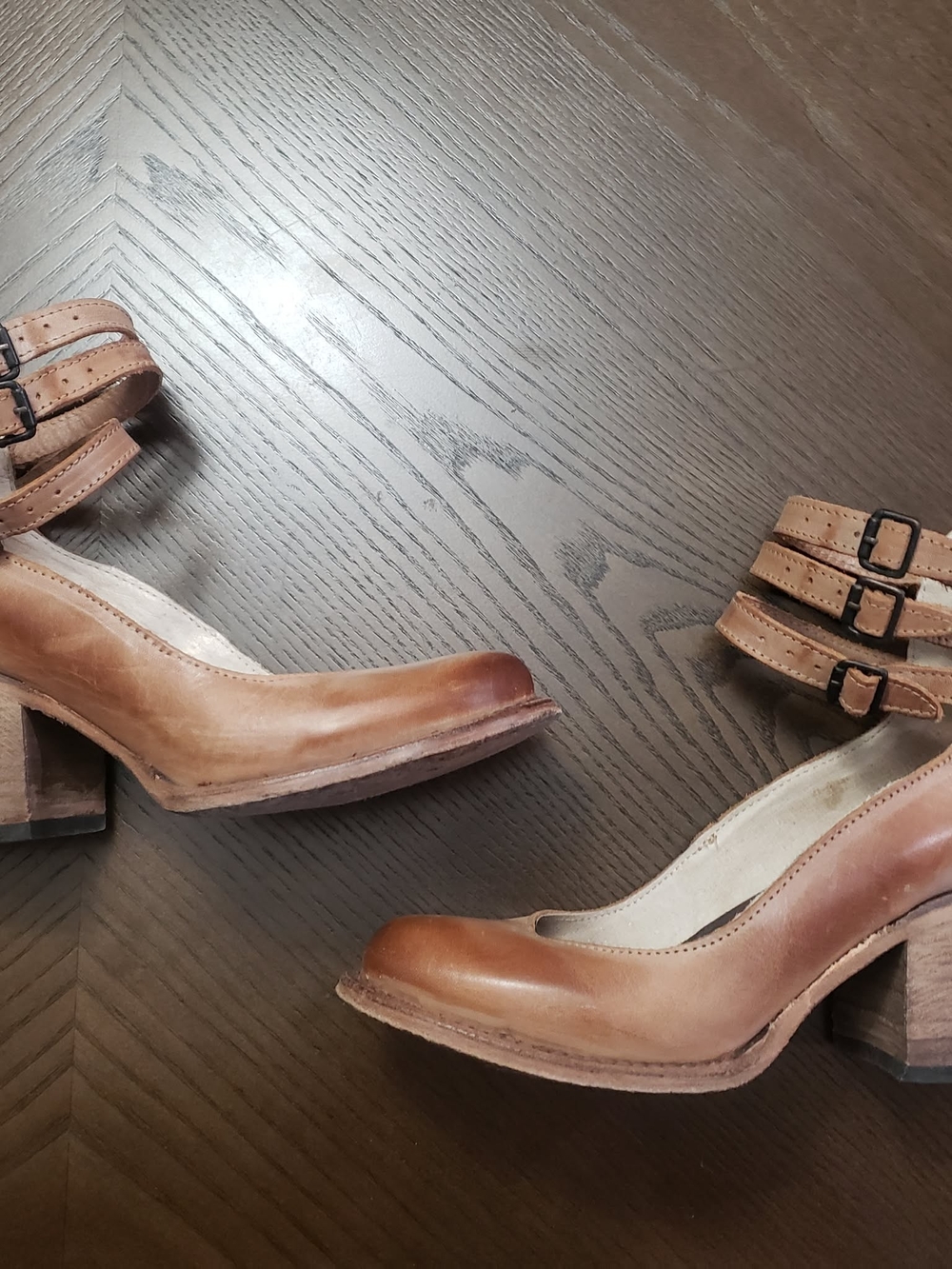 Freebird by Steven Randi Women's Tan Leather Ankle-Strap Block Heels Size 6 - Picture 5 of 9